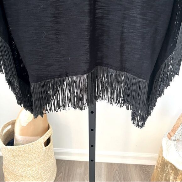 L Space Fringe Luxe Lounging Swimsuit Cover Up (S) - Picture 7 of 8
